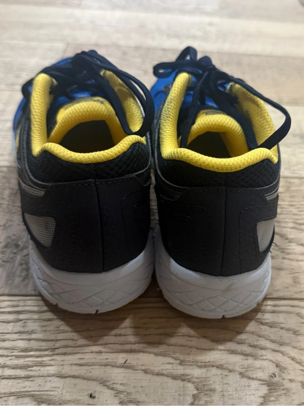 VGUC Saucony Cohesion Kids Blue and Yellow Athletic Sneakers
